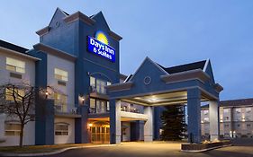Days Inn & Suites By Wyndham Brooks